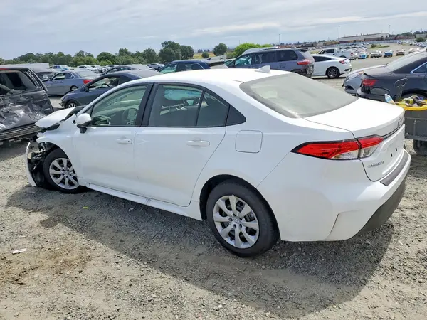 JTDBCMFE4T3146897 2026 TOYOTA COROLLA - Image 2