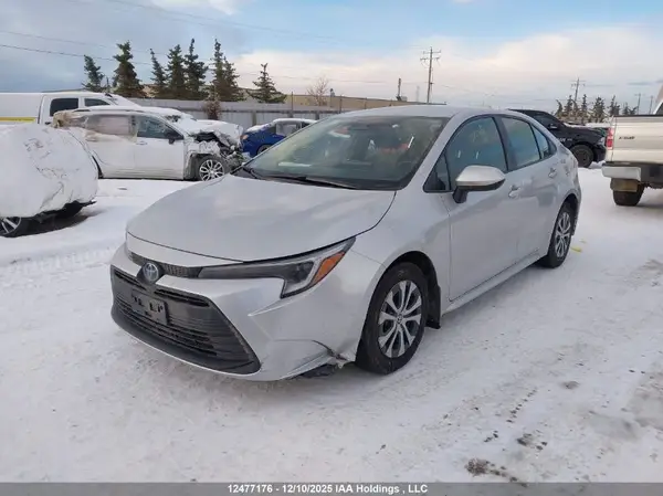 JTDBCMFE5P3011482 2023 TOYOTA COROLLA - Image 2