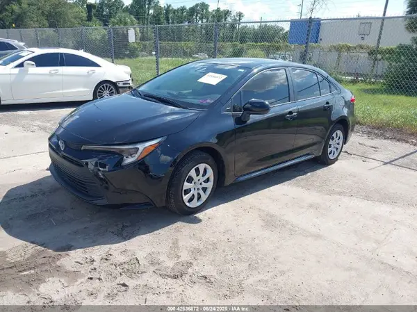 JTDBCMFE5PJ004995 2023 TOYOTA COROLLA - Image 2