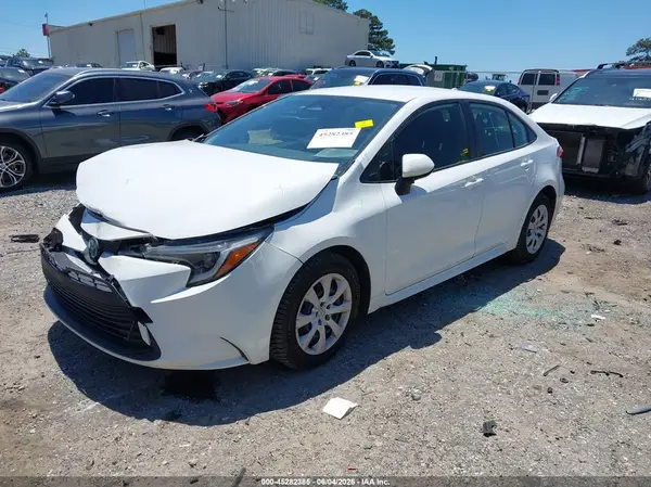 JTDBCMFE5PJ011848 2023 TOYOTA COROLLA - Image 2
