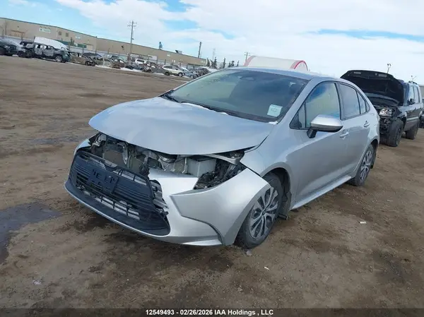 JTDBCMFE5PJ011882 2023 TOYOTA COROLLA - Image 2
