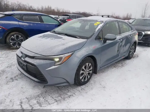 JTDBCMFE5R3028334 2024 TOYOTA COROLLA - Image 2