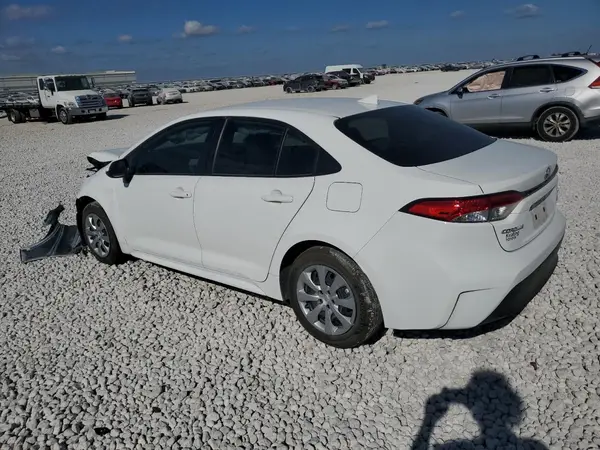 JTDBCMFE5R3039222 2024 TOYOTA COROLLA - Image 2