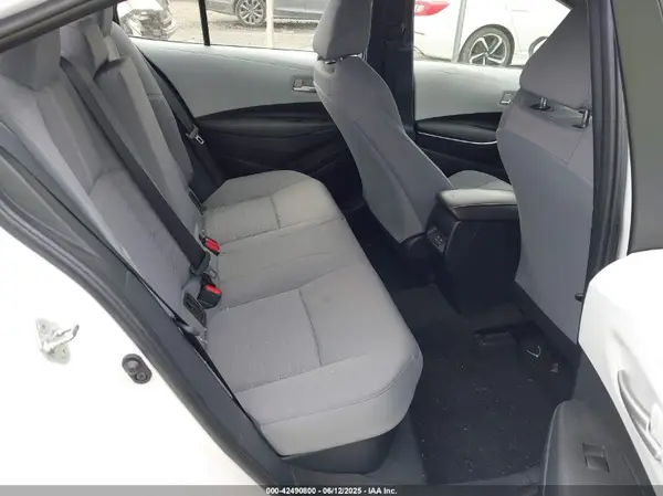 JTDBCMFE5R3042086 2024 TOYOTA COROLLA - Image 8