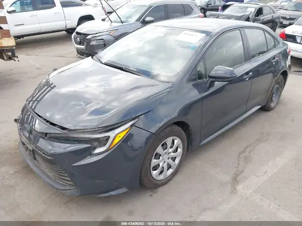 JTDBCMFE5R3046980 2024 TOYOTA COROLLA - Image 2