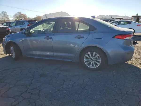 JTDBCMFE5R3047692 2024 TOYOTA COROLLA - Image 2