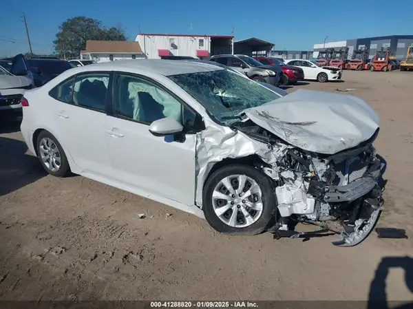 JTDBCMFE5R3048115 2024 TOYOTA COROLLA - Image 1