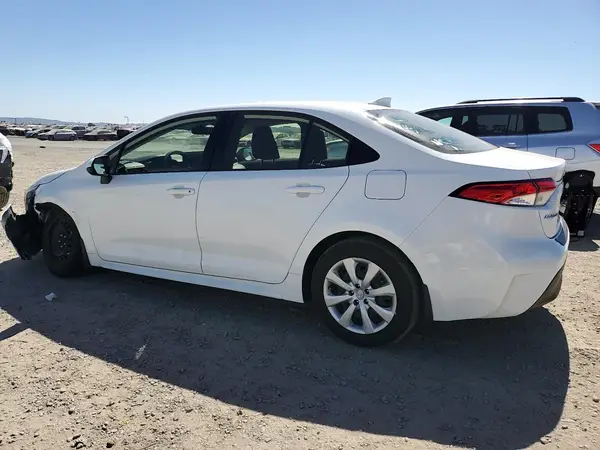 JTDBCMFE5R3049636 2024 TOYOTA COROLLA - Image 2