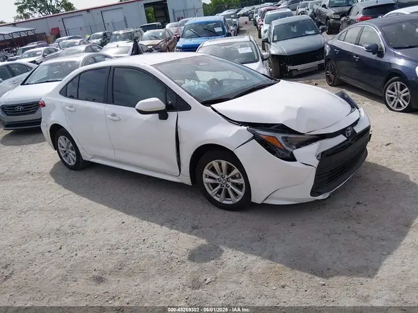 JTDBCMFE5R3050544 2024 TOYOTA COROLLA - Image 1