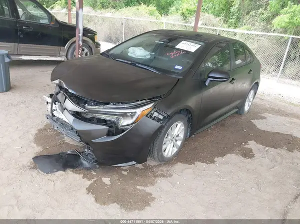 JTDBCMFE5R3053184 2024 TOYOTA COROLLA - Image 2