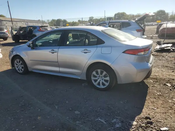 JTDBCMFE5R3057509 2024 TOYOTA COROLLA - Image 2