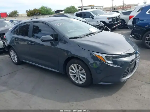 JTDBCMFE5R3065089 2024 TOYOTA COROLLA - Image 1