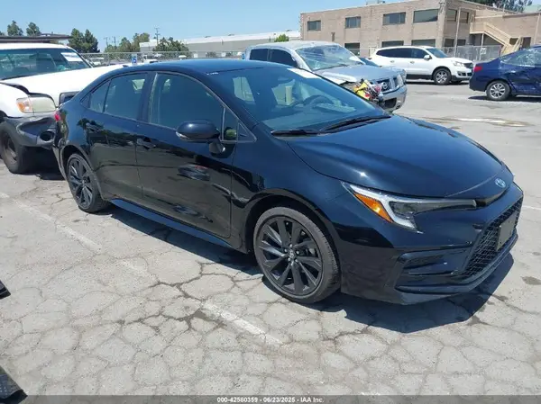 JTDBCMFE5R3065139 2024 TOYOTA COROLLA - Image 1