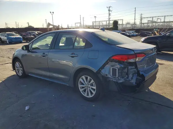 JTDBCMFE5R3068493 2024 TOYOTA COROLLA - Image 2