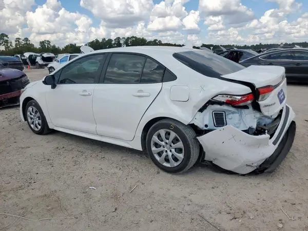 JTDBCMFE5S3069472 2025 TOYOTA COROLLA - Image 2