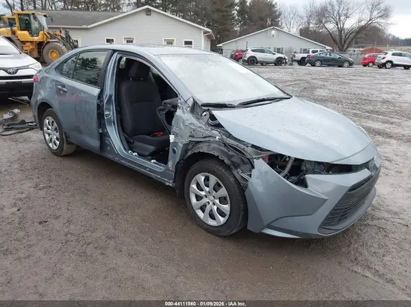 JTDBCMFE5S3069813 2025 TOYOTA COROLLA - Image 1
