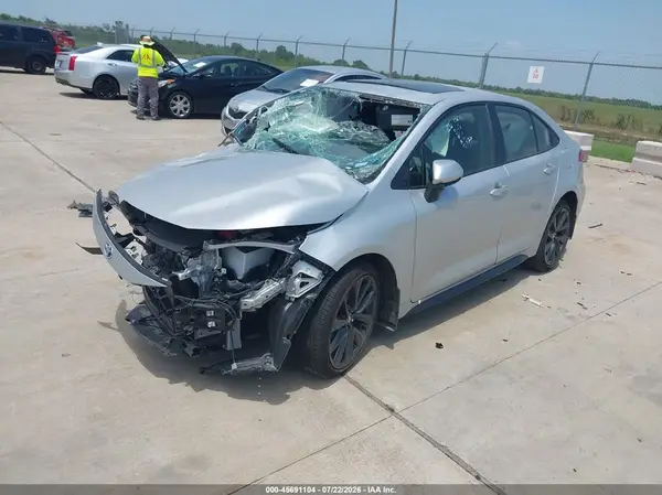 JTDBCMFE5S3103748 2025 TOYOTA COROLLA - Image 2
