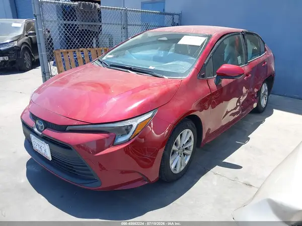 JTDBCMFE5S3110733 2025 TOYOTA COROLLA - Image 2