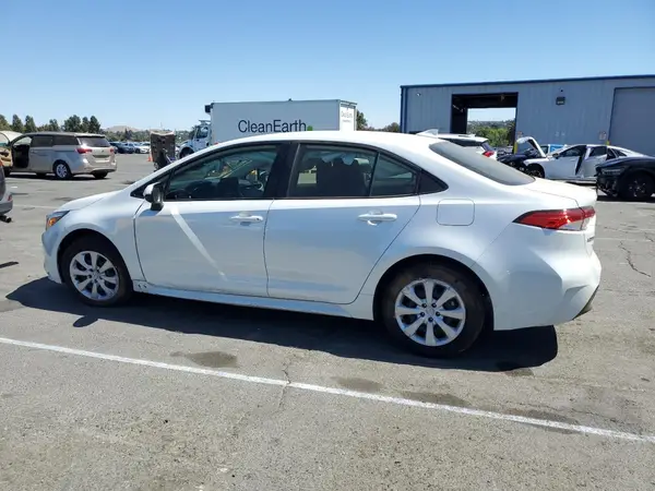 JTDBCMFE5SJ044521 2025 TOYOTA COROLLA - Image 2