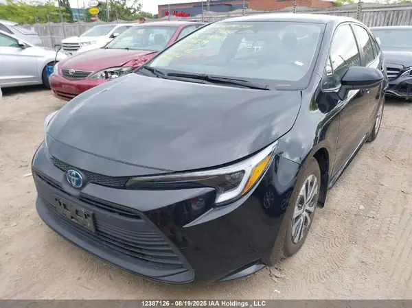 JTDBCMFE6P3008719 2023 TOYOTA COROLLA - Image 2