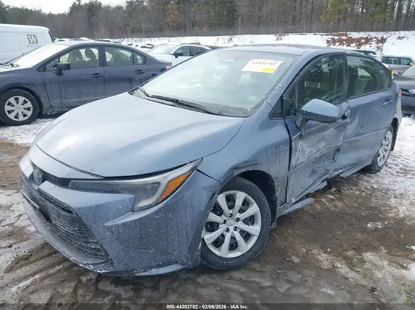 JTDBCMFE6P3016724 2023 TOYOTA COROLLA - Image 2
