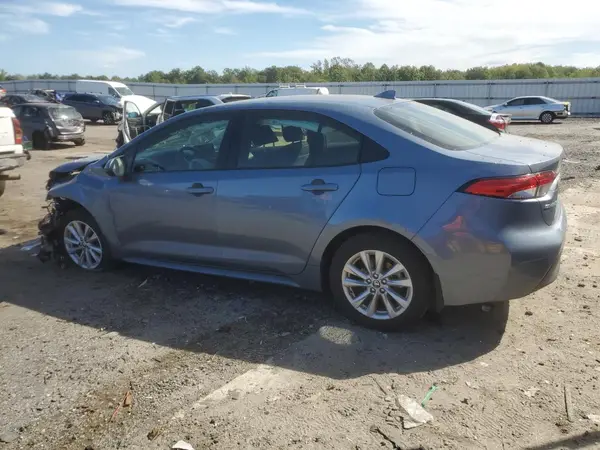 JTDBCMFE6R3054411 2024 TOYOTA COROLLA - Image 2