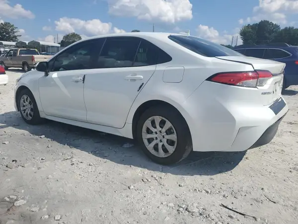 JTDBCMFE6R3056742 2024 TOYOTA COROLLA - Image 2