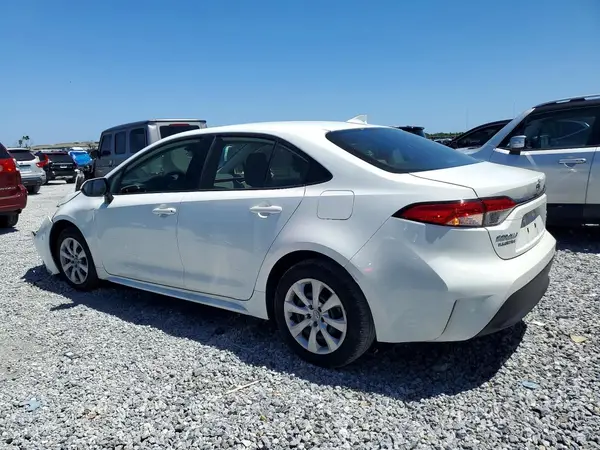 JTDBCMFE6R3060452 2024 TOYOTA COROLLA - Image 2