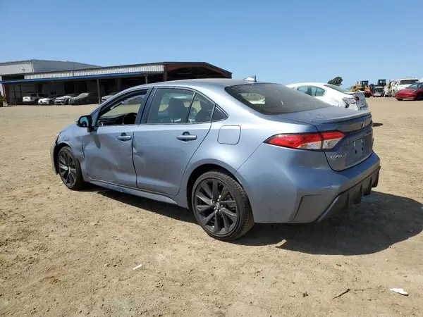 JTDBCMFE6R3061875 2024 TOYOTA COROLLA - Image 2