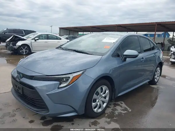 JTDBCMFE6R3067269 2024 TOYOTA COROLLA - Image 2