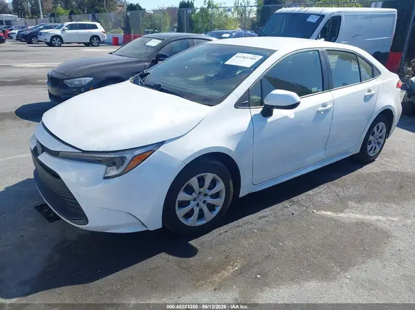 JTDBCMFE6S3069402 2025 TOYOTA COROLLA - Image 2