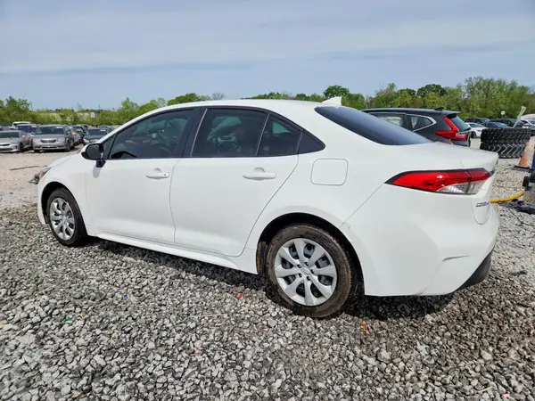 JTDBCMFE6S3072185 2025 TOYOTA COROLLA - Image 2