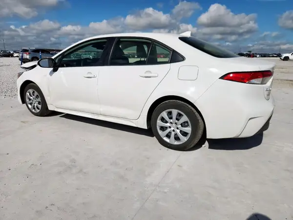 JTDBCMFE6S3073708 2025 TOYOTA COROLLA - Image 2