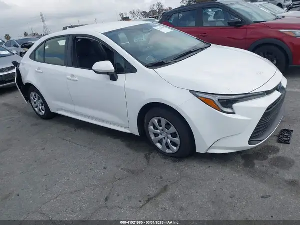 JTDBCMFE6S3074311 2025 TOYOTA COROLLA - Image 1