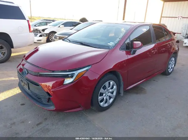 JTDBCMFE6S3077774 2025 TOYOTA COROLLA - Image 2
