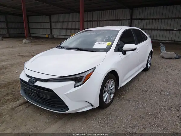 JTDBCMFE6S3081064 2025 TOYOTA COROLLA - Image 2