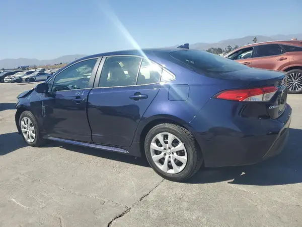 JTDBCMFE6S3093067 2025 TOYOTA COROLLA - Image 2