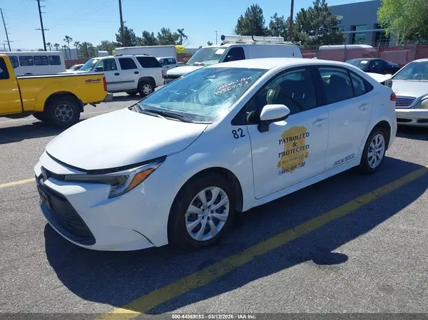 JTDBCMFE6S3096065 2025 TOYOTA COROLLA - Image 2