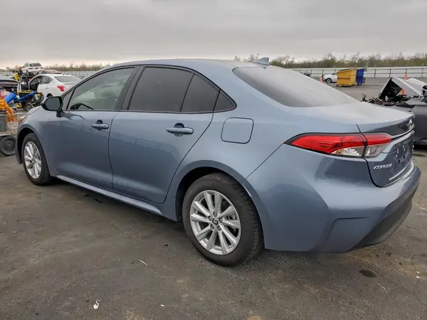 JTDBCMFE6S3109753 2025 TOYOTA COROLLA - Image 2