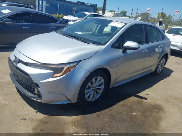 JTDBCMFE6SJ038839 2025 TOYOTA COROLLA - Image 2