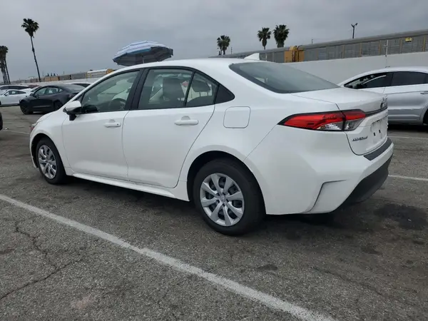 JTDBCMFE6SJ039506 2025 TOYOTA COROLLA - Image 2