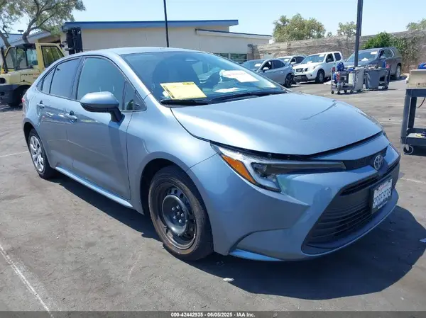 JTDBCMFE6SJ045080 2025 TOYOTA COROLLA - Image 1