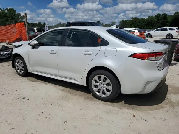 JTDBCMFE6SJ047038 2025 TOYOTA COROLLA - Image 2