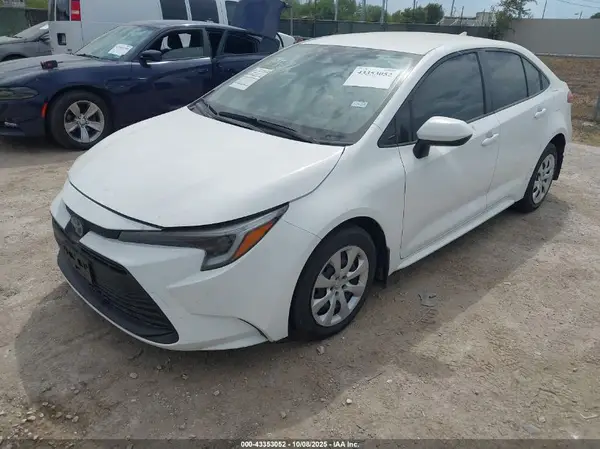 JTDBCMFE7P3004324 2023 TOYOTA COROLLA - Image 2