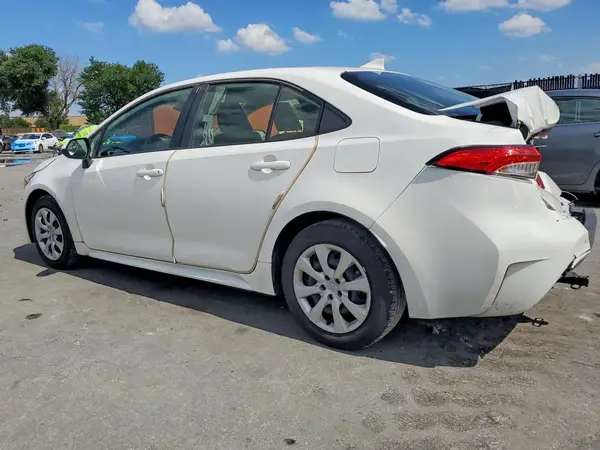 JTDBCMFE7P3024895 2023 TOYOTA COROLLA - Image 2