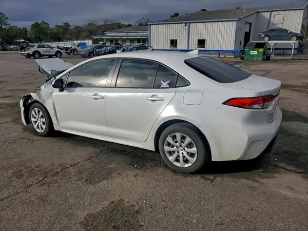 JTDBCMFE7PJ009986 2023 TOYOTA COROLLA - Image 2