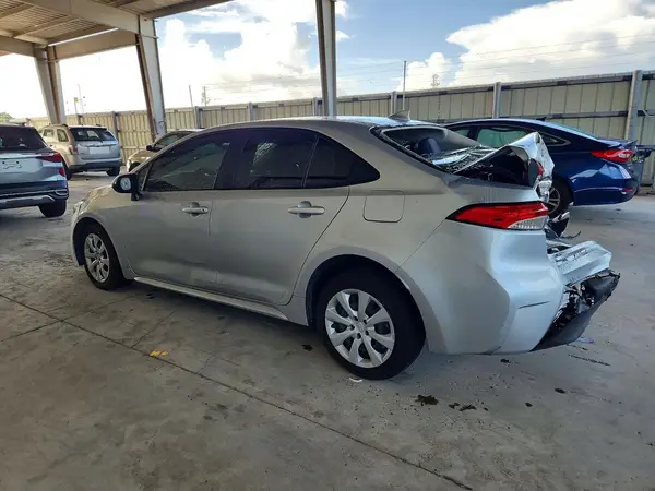 JTDBCMFE7PJ011687 2023 TOYOTA COROLLA - Image 2