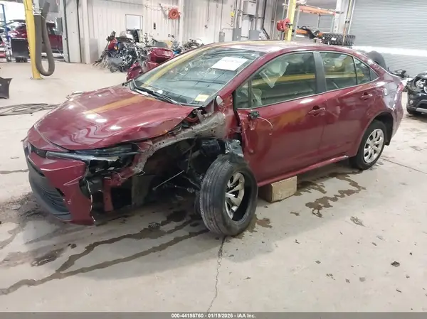 JTDBCMFE7PJ014976 2023 TOYOTA COROLLA - Image 2