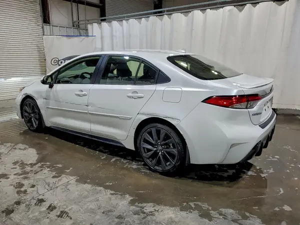 JTDBCMFE7R3035608 2024 TOYOTA COROLLA - Image 2
