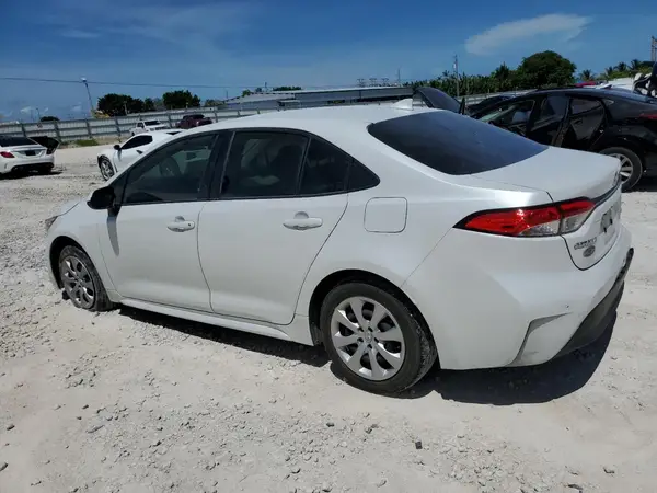 JTDBCMFE7R3051114 2024 TOYOTA COROLLA - Image 2